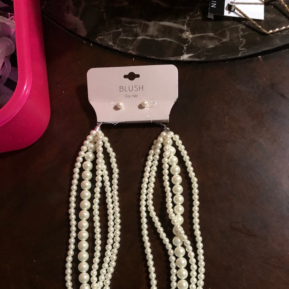 Glass Pearl Necklace set